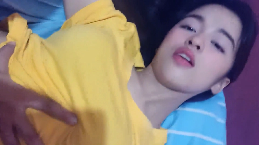 Viral Gadis Baju Kuning Desah Dientot